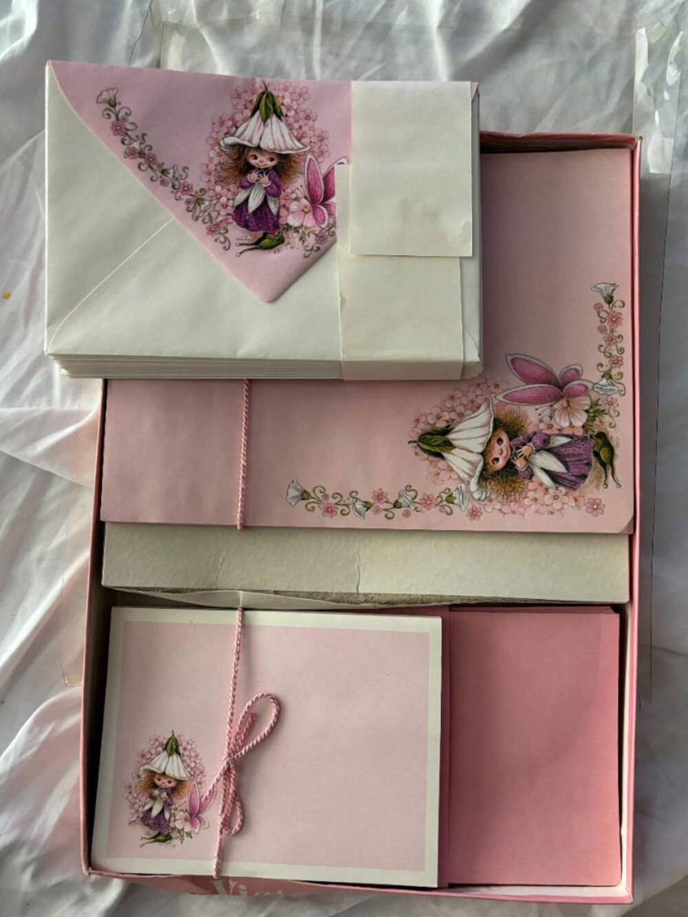 Vintage 1982 Victoria Plum Stationery Set Sangamon Unused Complete Deadstock - Picture 2 of 4